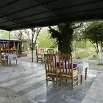 Esralina Hotel