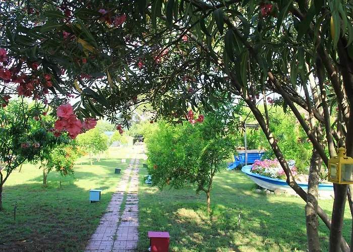 Esralina Szálloda *