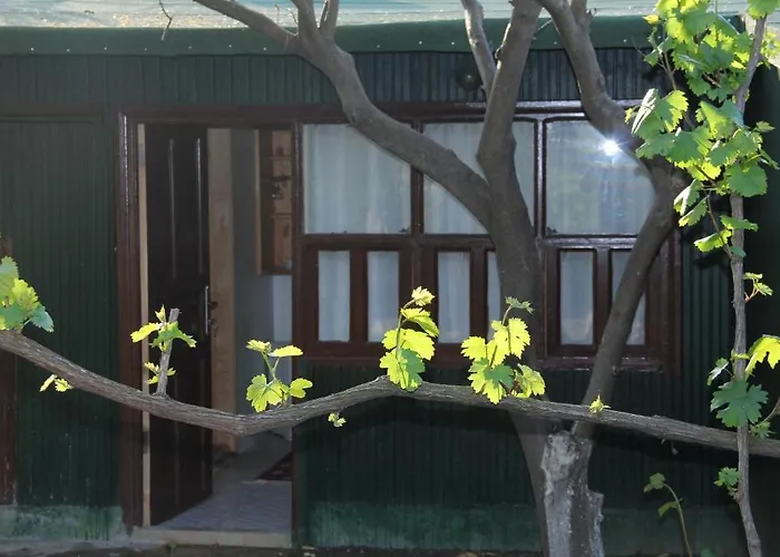 Szálloda Esralina *